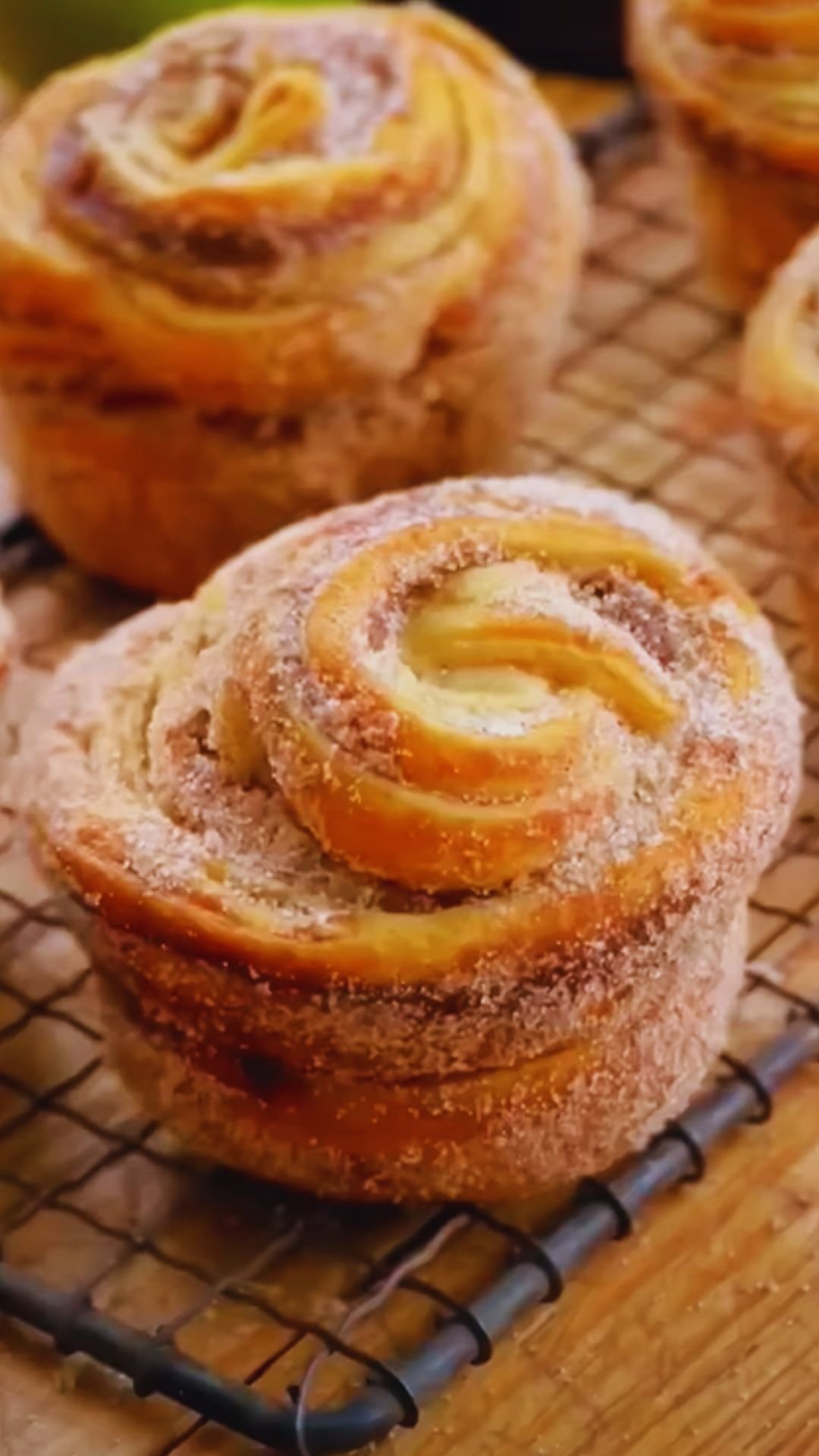 The Ultimate Guide to Apple Butter Cruffins: Where Croissant Meets Muffin