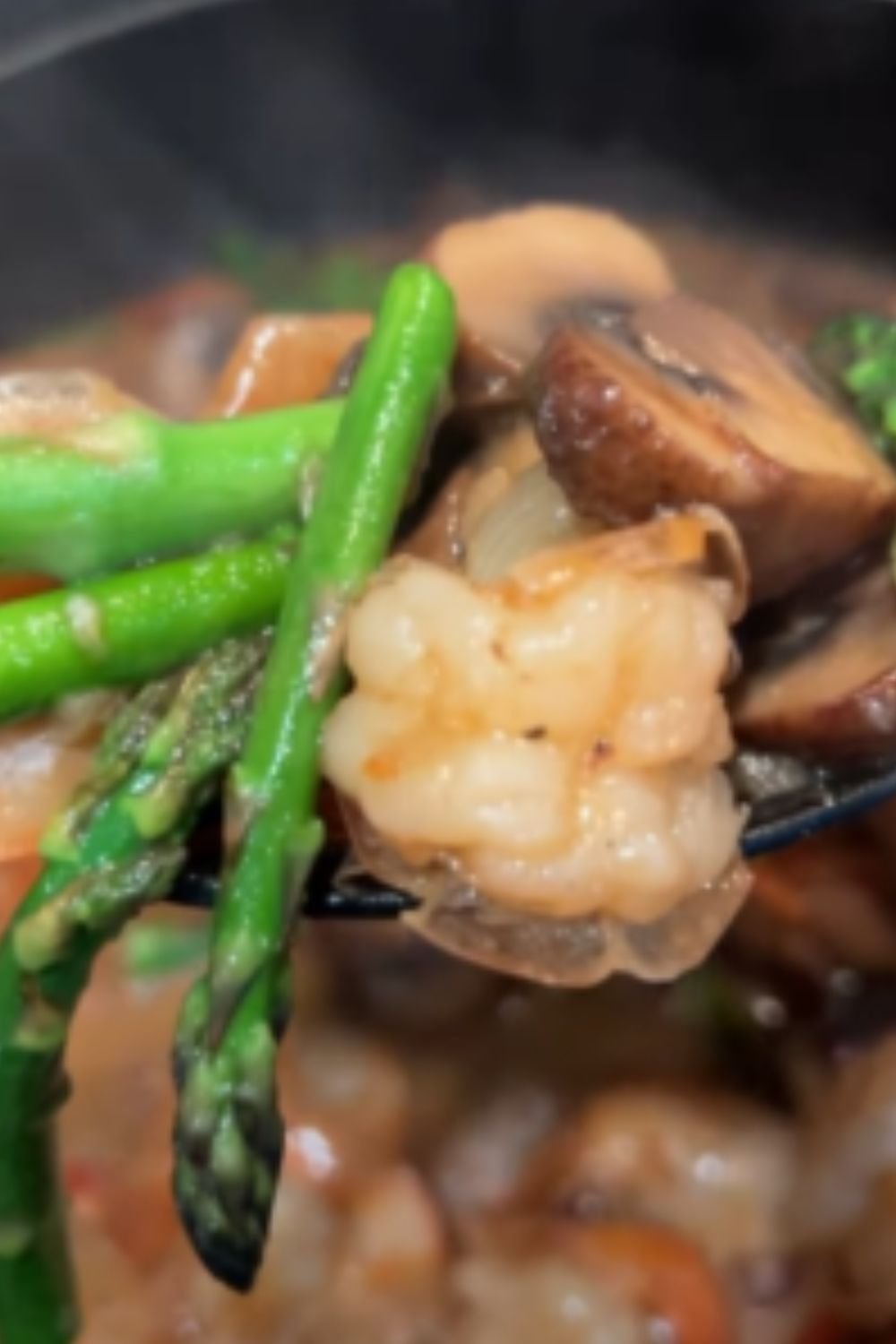 Sizzling Garlic Butter Shrimp with Asparagus: A 20-Minute Gourmet Experience